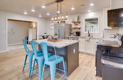 Checotah House | Checotah Vacation Rental w/Eufaula Lake Access!