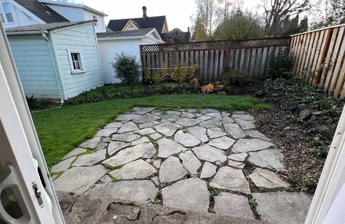 Forest Grove House | Cheerful 2 bedroom with patio: Pacific University, downtown FG, Wine country