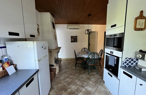 Reaup-Lisse House | Cheerful 3 bedroom Villa with Pool (Pet Friendly!)