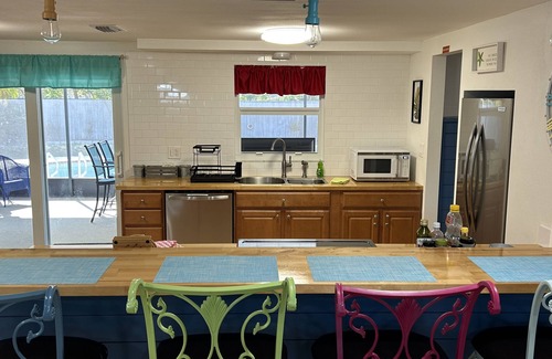 Sarasota Springs House | Cheerful 3 Bedroom Home with Pool-No pets Please!
