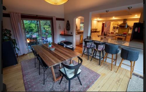Trinidad House | Cheerful 3 bedroom home nestled in the redwoods
