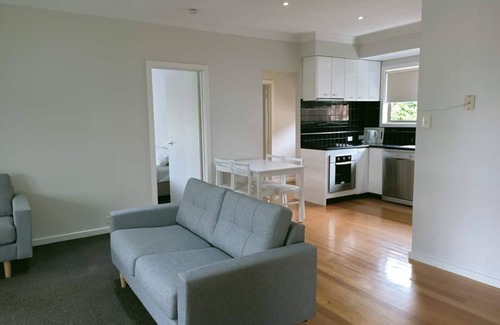 Redan House | Cheerful 3-bedroom home, walking distance to shops