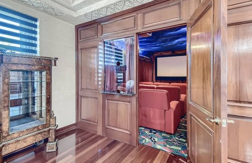 Eastern Shores Villa | Cheerful 4-bedroom villa with pool!n