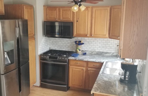 Walnut Grove House | Cheerful 4 bed home with large yard and patio near parksnear