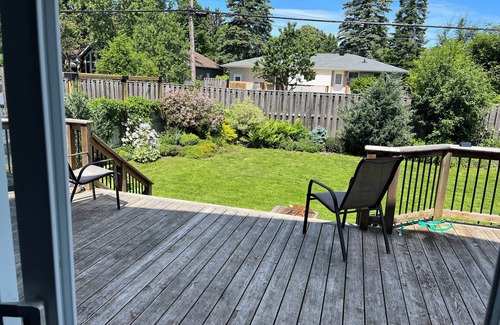 Ottawa Division House | Cheerful 4 bedroom house with large deck and garden in walkable neighbourhood.