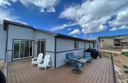 Sweetwater House | ⭐ Cheerful 5 bedroom home with amazing views ⭐