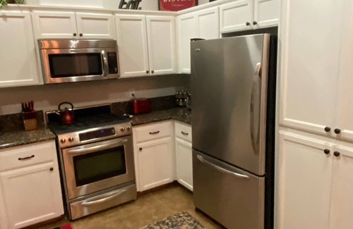 Shaver Lake House | Cheerful 6 bedroom condo in Shaver Lake