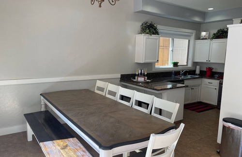 Shaver Lake House | Cheerful 6 bedroom condo in Shaver Lake