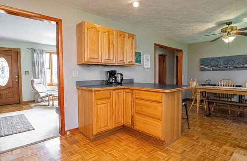 Bloomington House | Cheerful, Accessible 2-Bed Home 2 miles from IU Campus