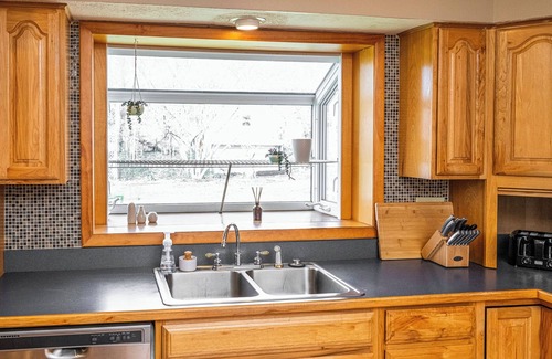 Bloomington House | Cheerful, Accessible 2-Bed Home 2 miles from IU Campus