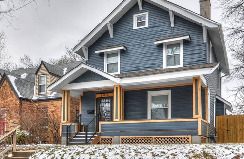Dundee-Happy Hollow Historic District House | Cheerful Dundee 4bedrm 1 loft home w/ full kitchen