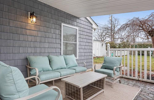 Belmar Cottage | Cheerful Home, 3B, 3B, 2 Blocks to the Ocean