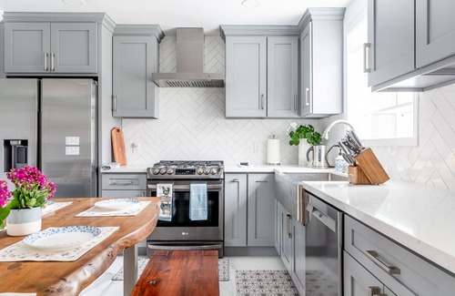 Midway City House | Cheerful Home-Prime Location - Close to Everything