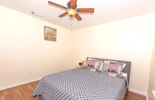 Houston House | ❤️ Cheerful House 4Bedroom❤️ Willowbrook Mall