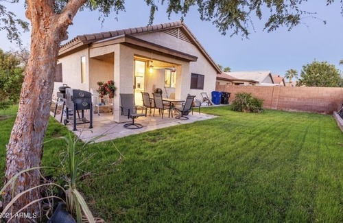 Crystal Point House | Cheerful house