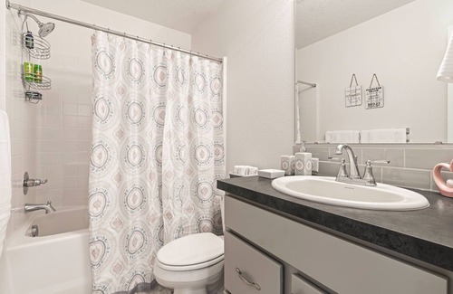Southwest Ada County Alliance House | Cheerful New Build and Furnished Townhouse