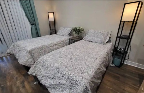 East Hemet Apartment | Cheerful studio with private entrance & parking