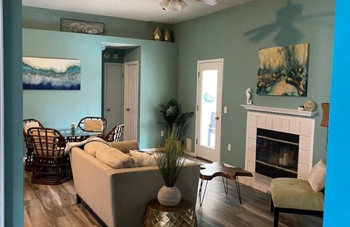 Orange Park House | Cheerful three bedroom home with a pool