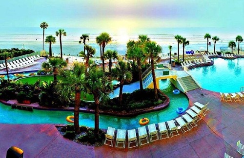 Daytona Beach Condo | Cheerleader Special - 2 BR Lockoff Ocean Front - Club Wyndham Ocean Walk #1