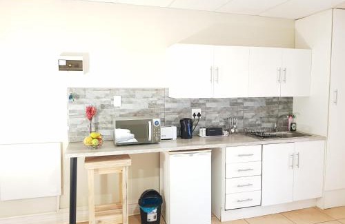 Bloemfontein Apartment | CHEETAH MANOR #4