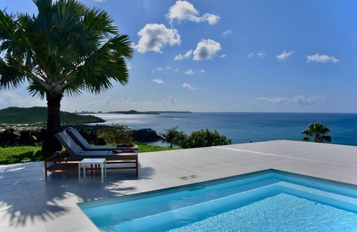 Grand Case Villa | Chef included by Fantasia Villas: Villa Dreamin Blue