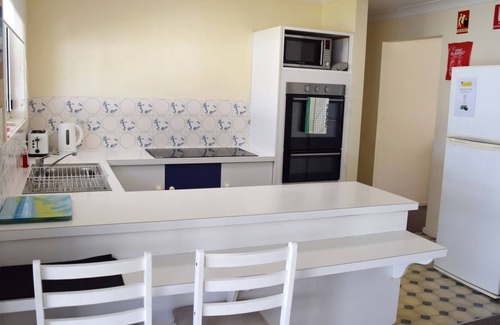 Hat Head House | Chel-sea - Modern 3-bedroom home with a sleep out in the garage in peaceful Hat Head