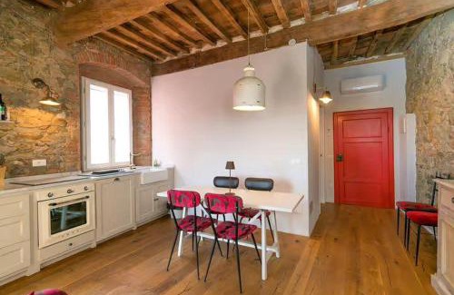 Riparbella Apartment | Chela