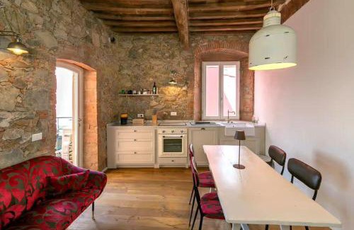 Riparbella Apartment | Chela