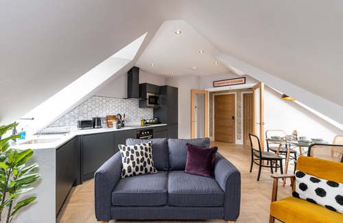 Newcastle-upon-Tyne Apartment | Chelmsford Loft 6 Penthouse