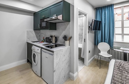 Brompton & Hans Town Apartment | Chelsea Cloisters Serviced Apartments