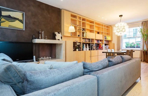 Brompton & Hans Town House | Chelsea Wonder, by Veeve