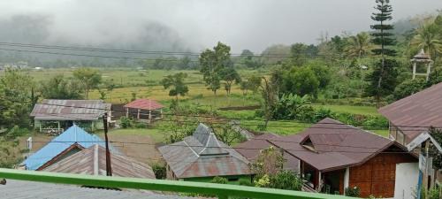 Moni House | CHENTI LODGE KELIMUTu