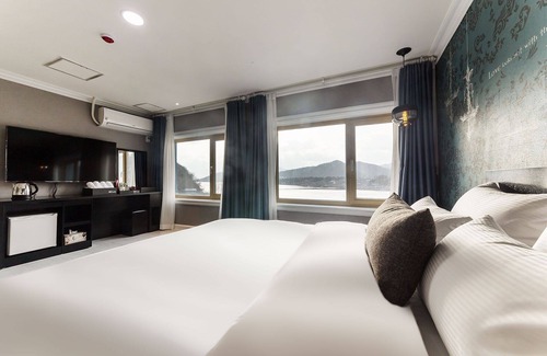 Oeseo Hotel | Cheongpyeong Rio