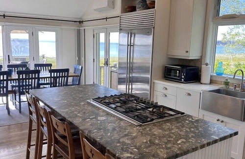 Wellfleet House | Chequessett Beach House of Wellfleet