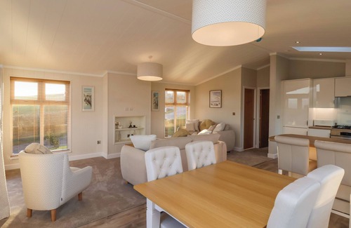 Briggswath Cottage | CHERRY BLOSSOM LODGE, pet friendly, with a garden in Whitby