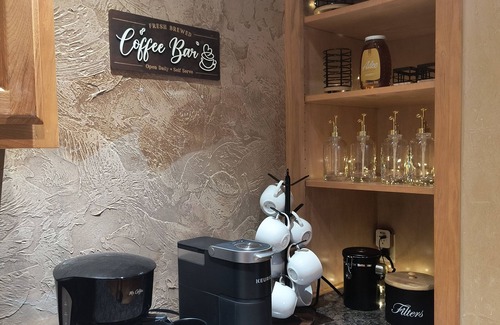 Custer House | Cherry on Top Lodge- we are ready to host you for a fantastic getaway!