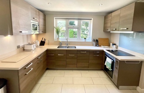 Runnymede House | Chertsey, Luxurious Three Bedroom Home