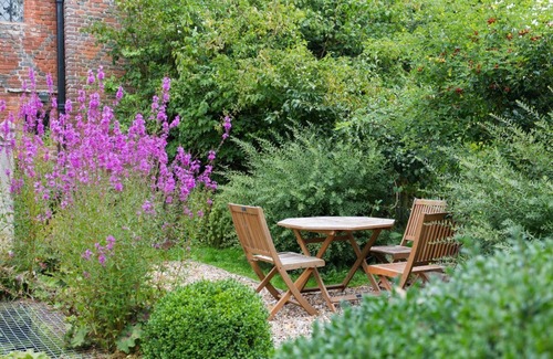 Upton Cressett Villa | Chevaliers Gatehouse