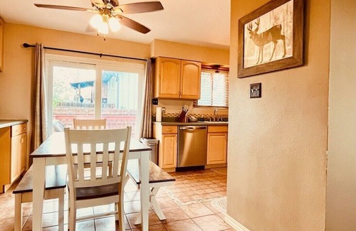 Cheyenne House | Cheyenne Gem