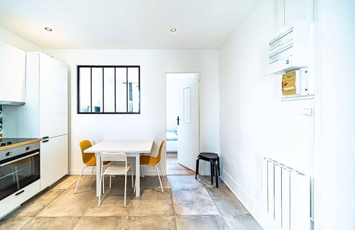 Gerland Apartment | Chez Baptiste - charmant 3 pers - Debourg
