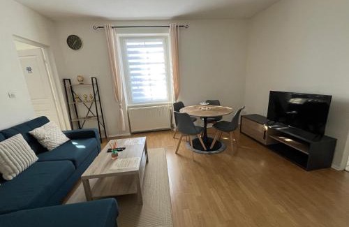 Quartier Saint-Leon Apartment | Chez Céline