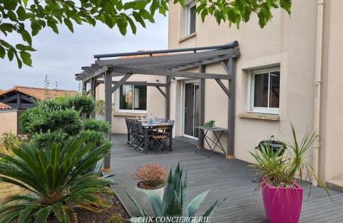 Les Herbiers House | Chez Caco maison lumineuse avec jardin proche du Puy duFou