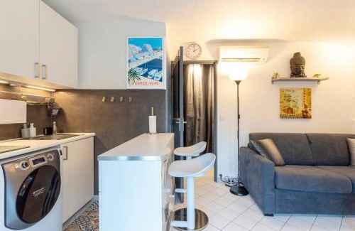 La Grande-Motte Apartment | Chez Claude & Isabelle - Joli studio cabine climatisé avec parking et piscine