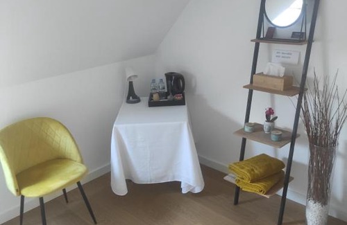 Crevin House | Chez Driss