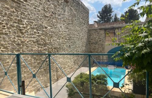 Cesseras House | Chez Elia, pour les amoureux des vieilles pierres