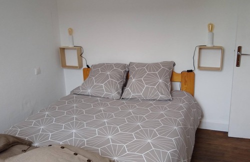 Montignac House | Chez Elle (2 to 6 travelers)