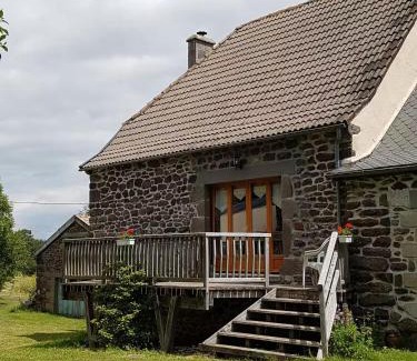 Valuejols Apartment | Chez Félicie - 2 grands gîtes