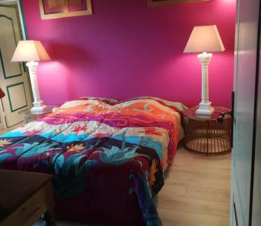 Plouigneau Bed & Breakfast | Chez Herveline Le Fer - Chambres et table d'hôtes