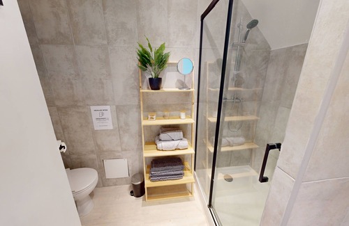 Bayeux Apartment | Chez Hortense - 5 mins walk from downtown - parking space.