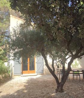 Chateaurenard House | Chez Isa et Ray, un gîte en Provence